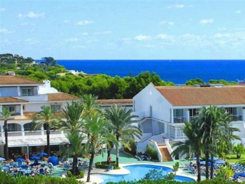 Hotel Beachclub Font De Sa Cala Exterior photo